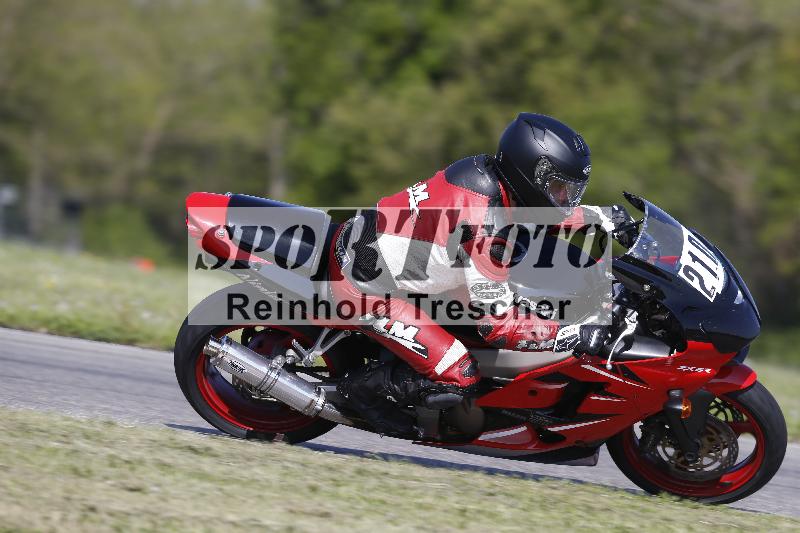 Archiv-2025/11 29.04.2025 PROMAX ADR/Gruppe gruen/210